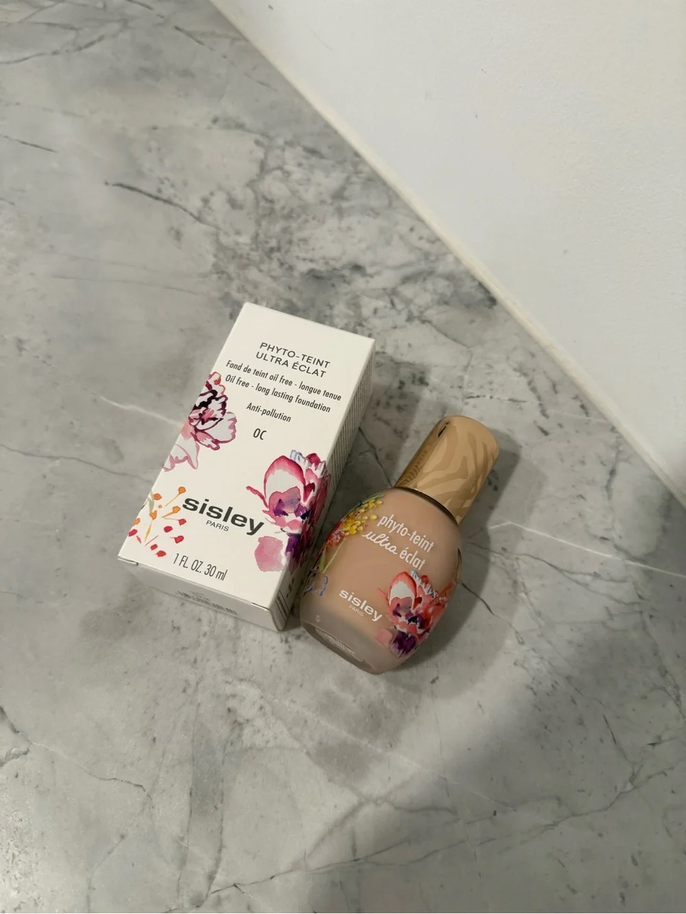 Sisley Phyto-Teint Ultra Éclat Foundation - Vanilla, Gold Cap